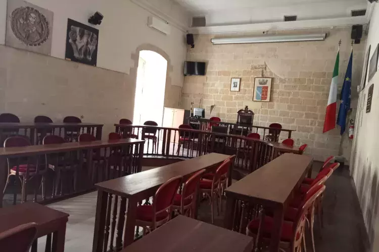 Sarà possibile seguire i lavori del Consiglio comunale in diretta streaming sul canale Youtube del Comune di Canosa di Puglia. Il link sarà attivo a inizio seduta