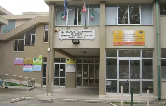 Canosa di Puglia - Scuola Mauro Carella