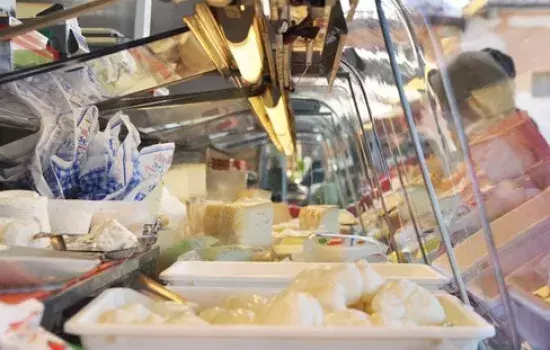 Canosa di Puglia - Mercato settimanale