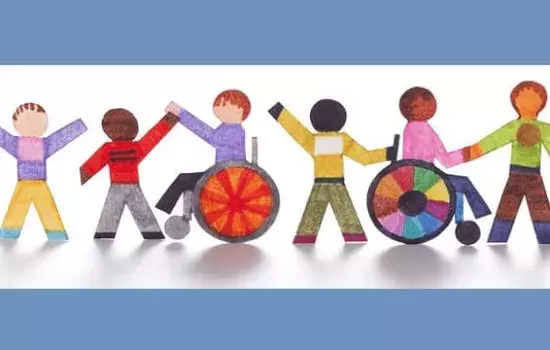 In merito ad alcune sollecitazioni formali, l’Assessore Petroni chiarisce che il Servizio Integrazione Scolastica agli alunni con disabilità è un servizio a cui l’Amministrazione ha da sempre dato massima attenzione e che l’incertezza di copertura al fabbisogno ereditata dal passato amministrativo dell'Ente, ne ha ritardato l’attivazione