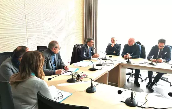 Intenso e proficuo è stato il confronto con l’Assessore all’Agricoltura Donato Pentassuglia che ha dimostrato estrema disponibilità al fine di risolvere queste annose problematiche.