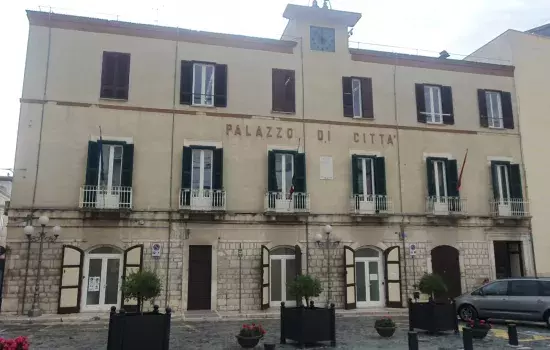 L’Amministrazione Comunale, ancora una volta, ha voluto manifestare la propria vicinanza alla cittadinanza, alleggerendo da un punto di vista impositivo i contribuenti in difficoltà anche e soprattutto in virtù del momento storico che si sta attraversando.