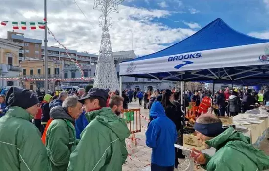 La gara, fra le tappe del "Marathon World" che avrà come protagoniste città come Vicenza, Palermo. Bari e Verona, ha previsto per la prima volta anche Canosa come palcoscenico di una sfida sportiva con atleti provenienti da tutta Italia