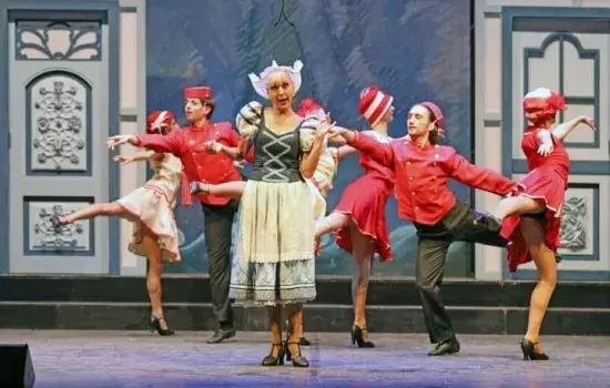 Appuntamento successivo il 12 dicembre con "La Strana Coppia", commedia di Neil Simon