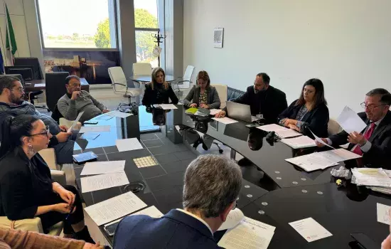 «Non si può rimanere inermi di fronte al grido di protesta degli agricoltori, custodi del nostro territorio. Le ragioni della loro protesta - afferma la consigliera comunale Lucia Masciulli - sono condivise pienamente da tutti noi, saremo sempre al loro fianco in una battaglia che è anche la nostra»