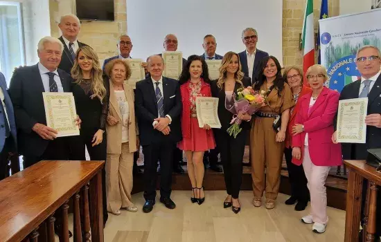 La consegna del riconoscimento è avvenuta ieri, martedì 28 maggio presso l’Aula Consiliare del Comune di Canosa 