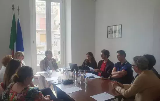 La Regione Puglia, al pari dell’Asl BT e della Provincia, ha espresso parere favorevole sul documento in esame, elogiando la competenza professionale e l’impegno del nuovo Ufficio di Piano e dei Servizi sociali dei tre Comuni