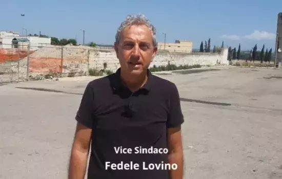 Dei new jersey, con l'installazione di due sbarre a cancello, delimiteranno il perimetro dell'area che la sera, dopo una certa ora, rimarrà chiusa