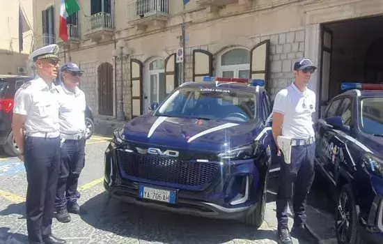 Ad intervenire saranno il Sindaco di Canosa, dott. Vito Malcangio, il Vice Sindaco e Assessore alla Polizia Locale Fedele Lovino e il Comandante del Corpo, dott. Simone Testa