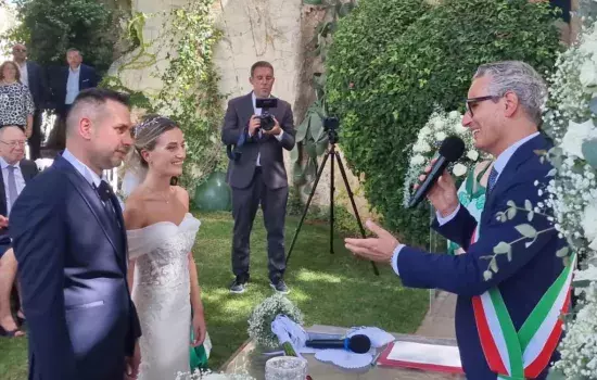 Ad inaugurare ufficialmente questo nuovo percorso, è stata una coppia di Ruvo del Monte (PZ) che il Sindaco di Canosa, dott. Vito Malcangio, ha unito in matrimonio domenica 8 settembre presso la Sala Ricevimenti “Giardino del Mago”