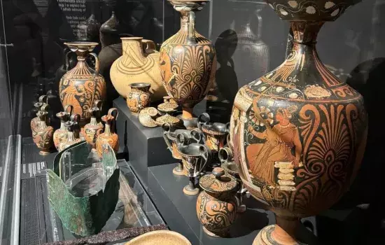 A curarla sapientemente, il Direttore Generale Musei Massimo Osanna e dal Direttore Regionale Musei Puglia Luca Mercuri