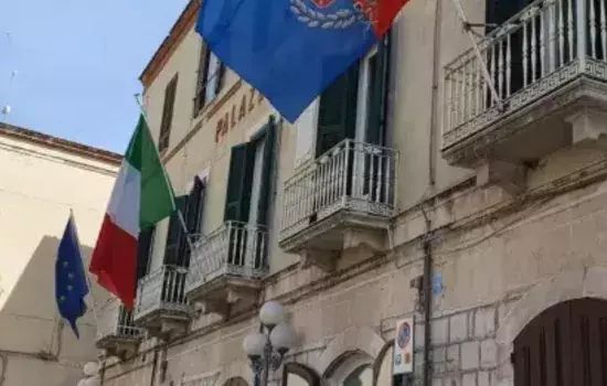 Al centro dell’attenzione sono stati posti i servizi pubblici essenziali, ed in particolare servizi sociali, istruzione e sicurezza con la previsione di investimenti significativi che mirano a migliorare la qualità dei servizi