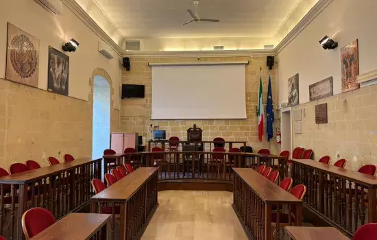     Sarà possibile seguire i lavori del Consiglio Comunale in diretta streaming sul canale Youtube del Comune di Canosa