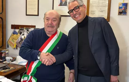 «Abbiamo fortemente voluto portare avanti questa iniziativa perché crediamo - spiega il Sindaco Malcangio - che Lino ci rappresenti, sia una risorsa autentica nonché testimonial dell’identità culturale di Canosa»